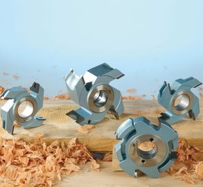 炭素鋼 4 の歯の炭化物の形削り盤のカッターのマイクロ穀物の炭化タングステン