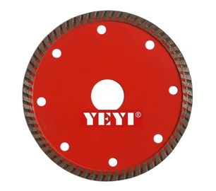 105mm のダイヤモンドは頑丈な切断の花こう岩については鋸歯の焼結させたターボ タイプを