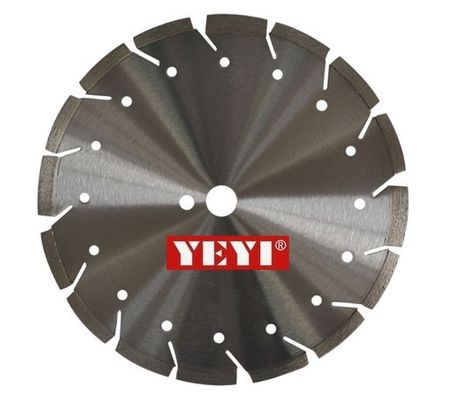 Dia 180mm 300mm 400mm のダイヤモンドのコンクリート、砂岩、アスファルトは鋸歯の区分されたタイプを