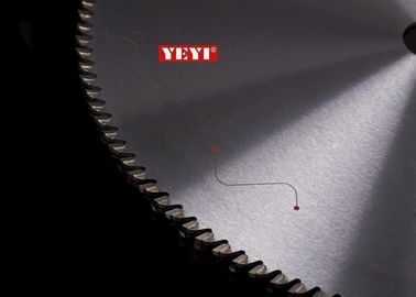 回状を切る 305mm 木は角度粉砕機 12"については鋸歯を、十字の切口の刃
