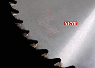 軟木、回状を切る堅材は鋸歯 305mm x 48T の切削工具を