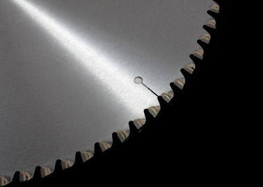 サーメットの先端の金属の切断は285mm鋸歯/54z 60zの日本人の先端の冷たい鋸歯250mmを