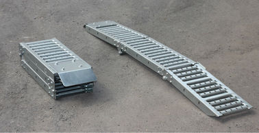 バン/トレーラー 440ctns 98x24x11CM のための上塗を施してある鋼鉄折る傾斜路 1000LBS を亜鉛でメッキして下さい