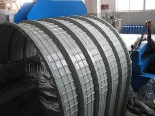 0.85KW油圧アーチの波形シートのための機械を形作る曲がる屋根のパネル ロール
