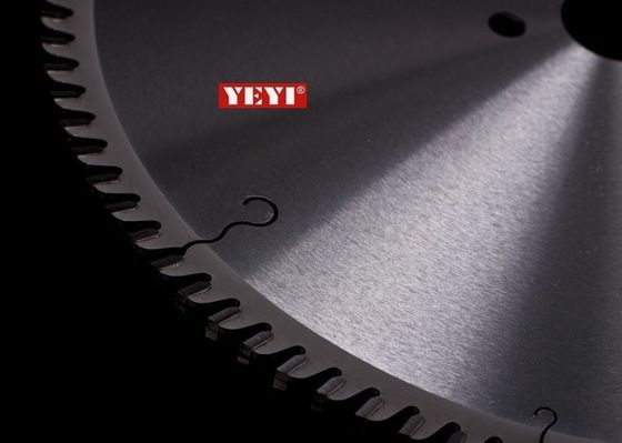 注文の鋼鉄切断の回状は鋸歯、TCT を金属をかぶせます切刃 300mm x 96T に